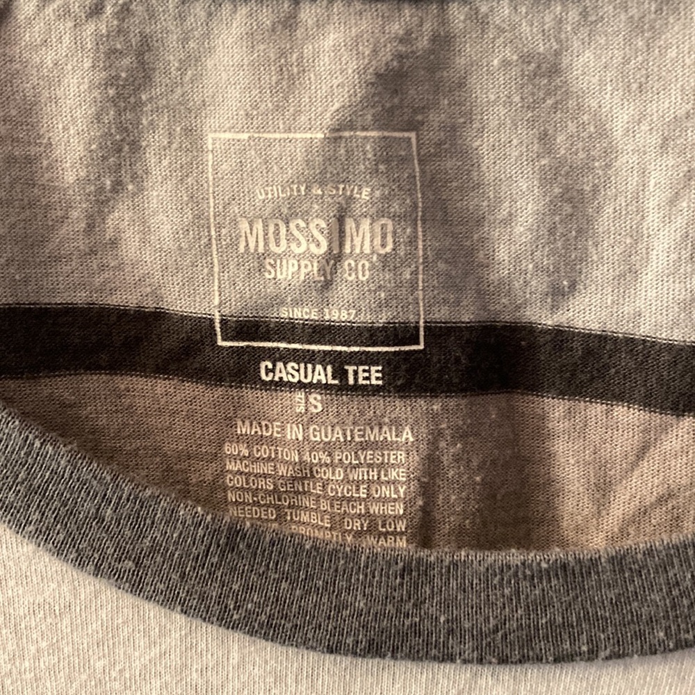 Mossimo casual tee - Picture 3 of 4